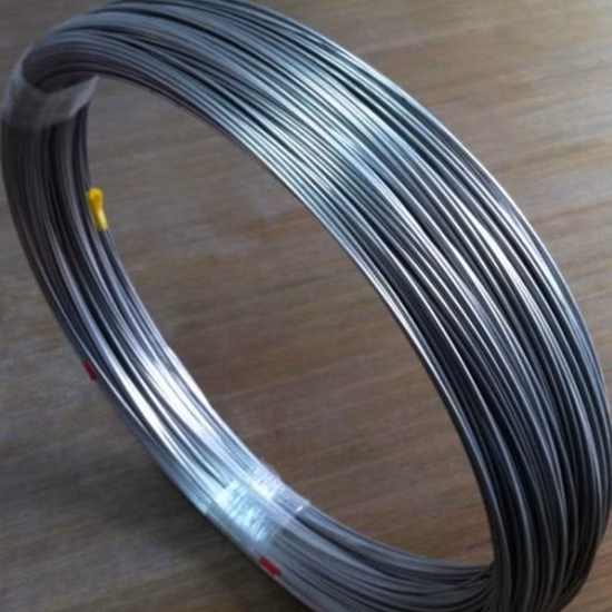 Filo per aste in acciaio a basso tenore di carbonio SAE1006 SAE1008 di alta qualità per la realizzazione di chiodi e viti